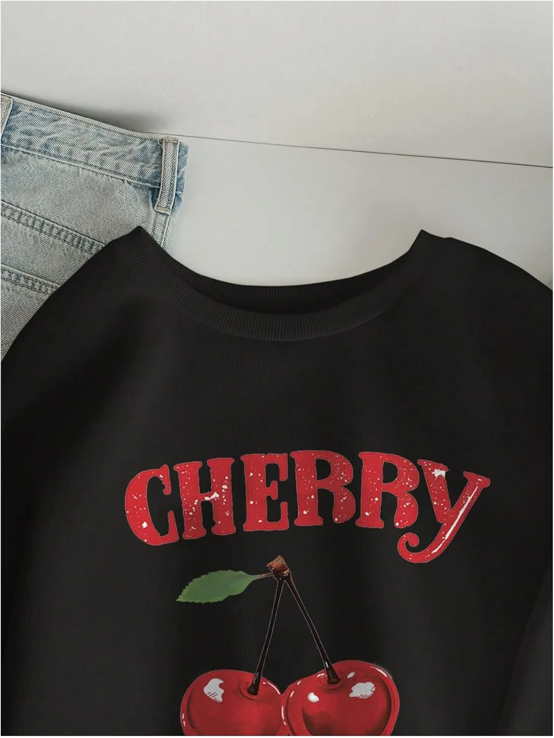 GORGLITTER Women's Cherry Sweatshirt Crewneck Long Sleeve Cute Oversized Pullover Top