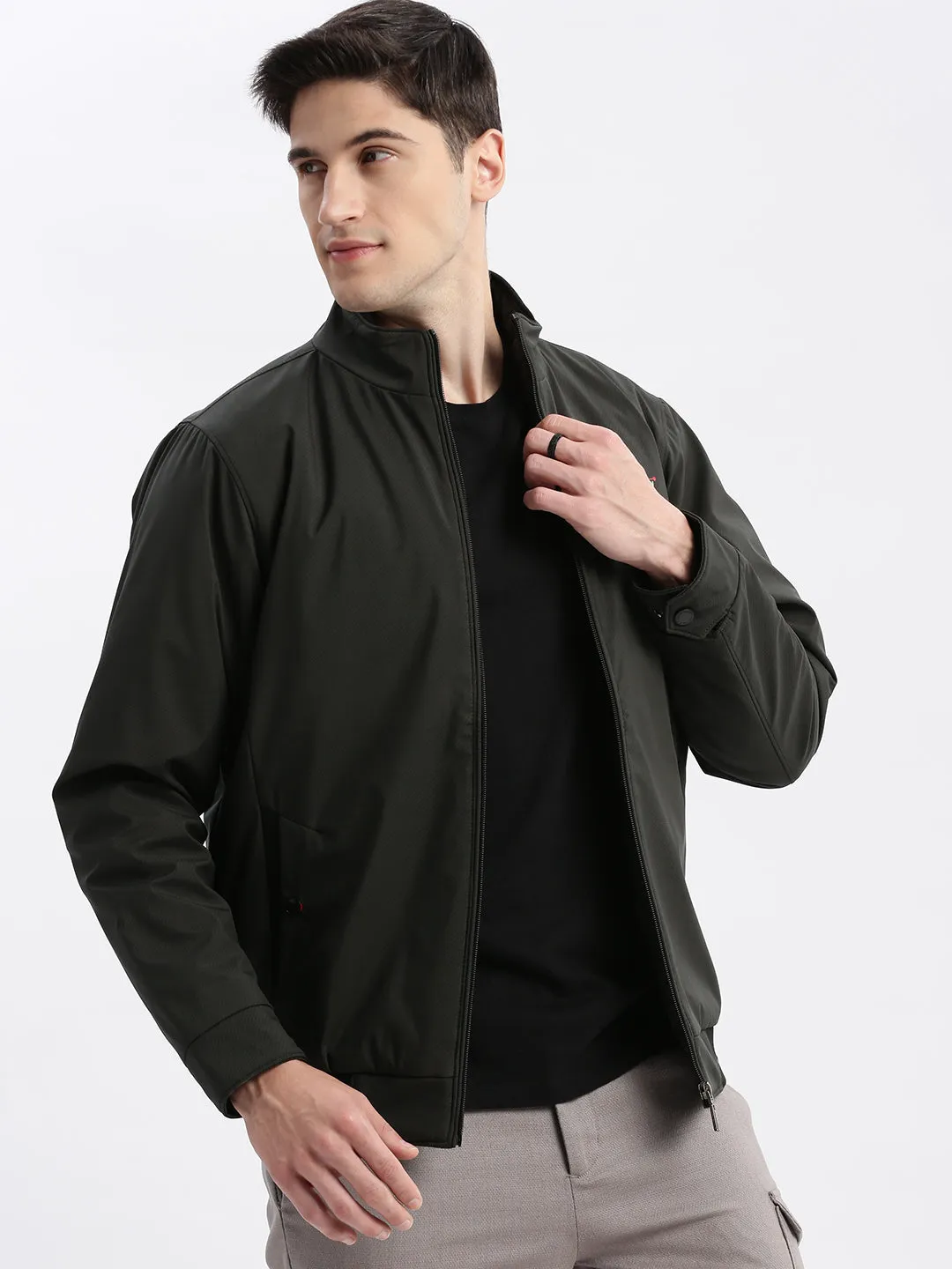Men Olive Mock Collar Long Sleeves Zip Detail Rapid-Dry Windcheater Bomber Jacket