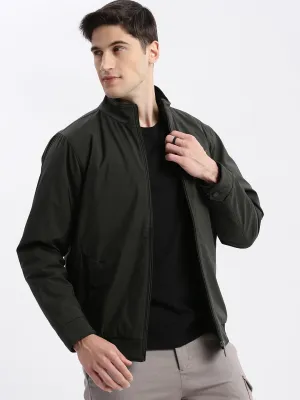 Men Olive Mock Collar Long Sleeves Zip Detail Rapid-Dry Windcheater Bomber Jacket