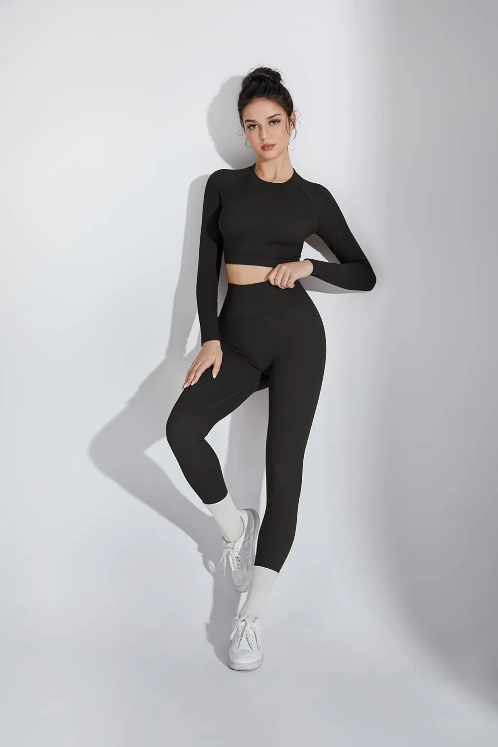 SUUKSESS Women 2 Piece Workout Sets Hidden Scrunch Butt Lifting Seamless Leggings Long Sleeve Yoga Crop Tops