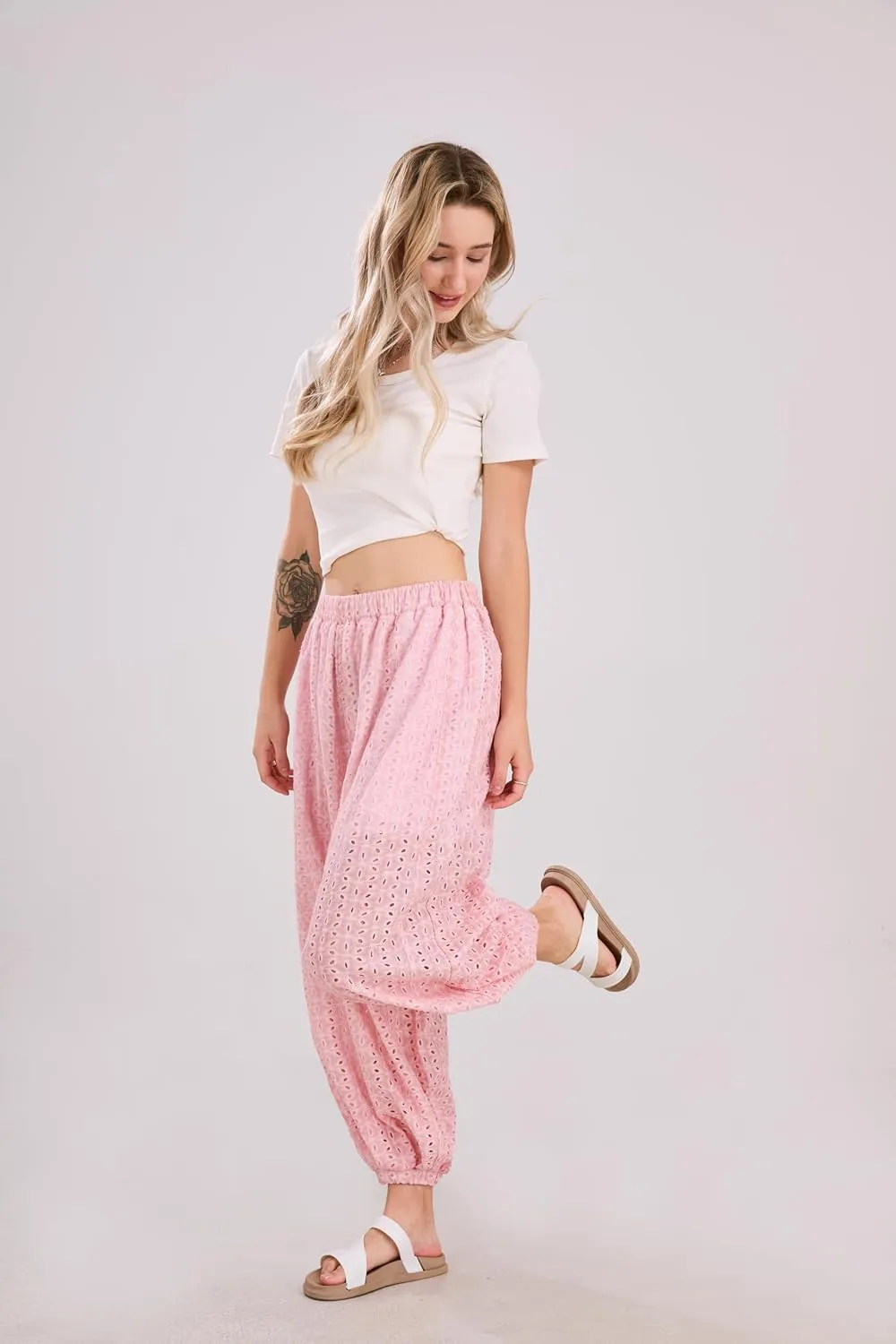 utcoco Womens Eyelet Lace Beach Palazzo Harem Pants Casual Loose Embroidery High Waist Cotton Trousers with Pockets
