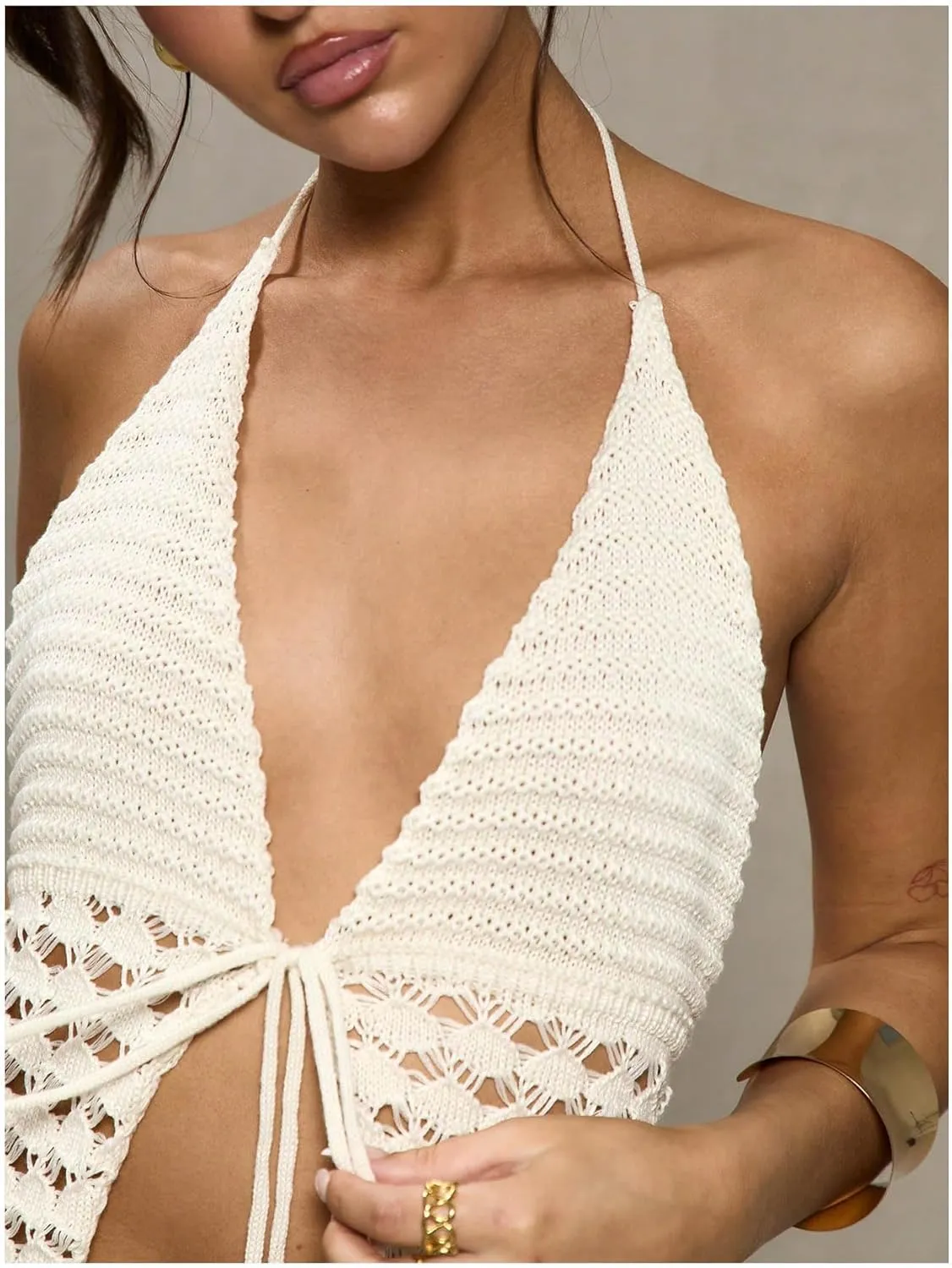 WDIRARA Women's Crochet Tie Front Y2k Tops Sexy Knitted V Neck Sleeveless Camisole Halter Crop Top Streetwear