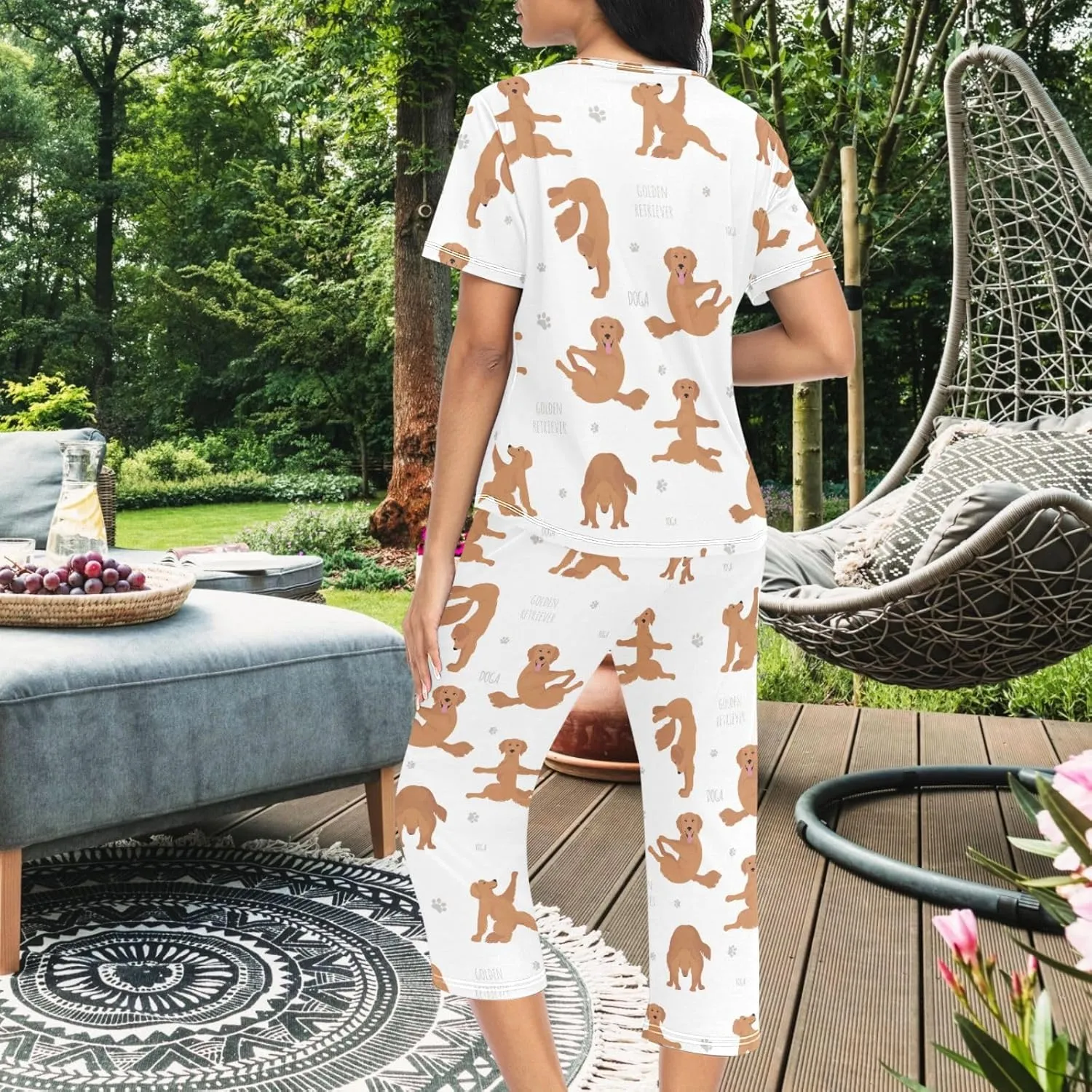Women's Comfy Stylish 2 Pcs Loungewear Set,Casual Sleepwear Short Sleeve Tops & Capri Pants PJs Set with Pockets