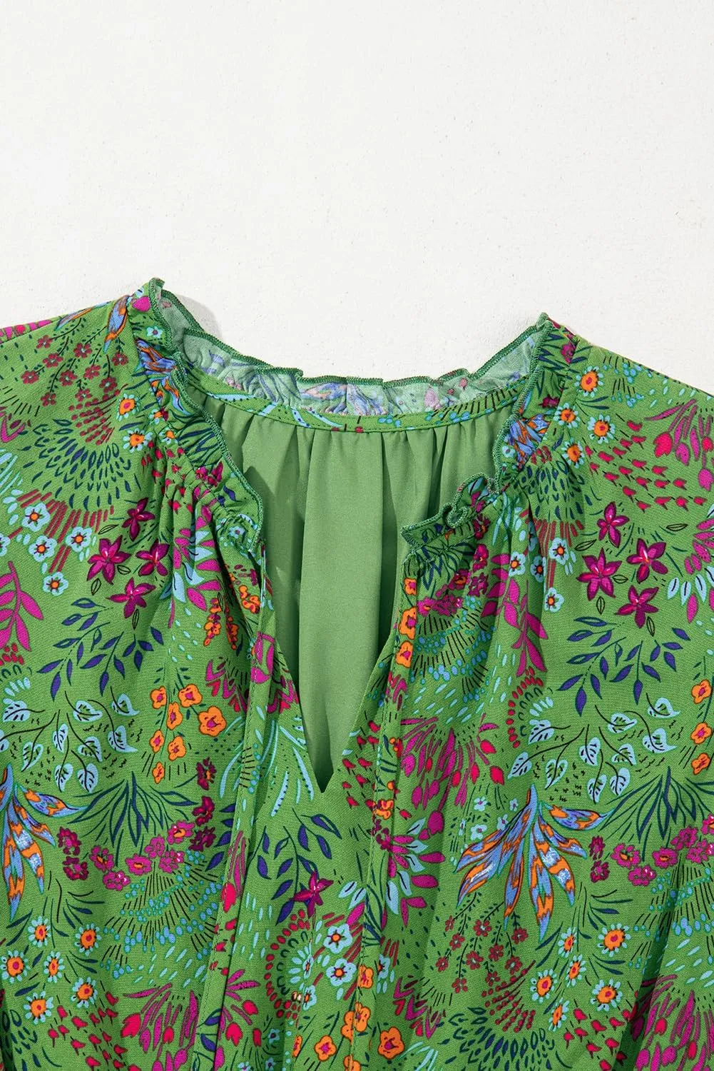Women's Floral Print Boho Short Dress Summer Tie Front Ruffle Trim Tiered Mini Dress Cute Empire Waist Sundress